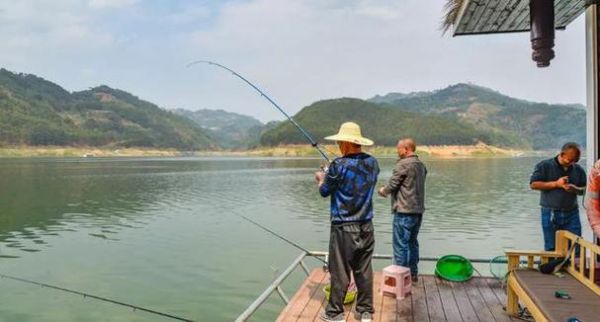 万峰湖可以冬钓吗